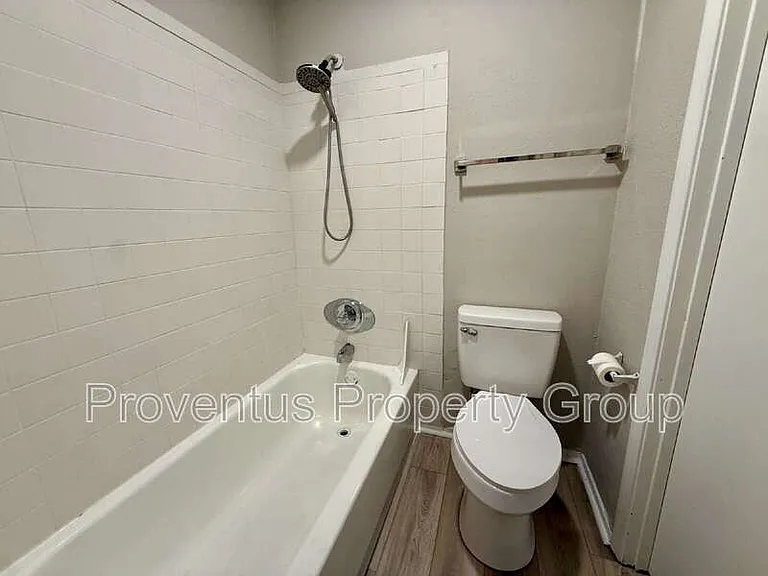 260 N Crow Rd #A — Photo 13