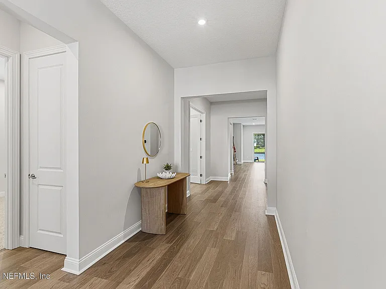 66 Adirondack Dr — Photo 18