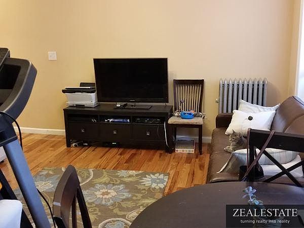 2nd image of 622 Ocean Pkwy APT 4C