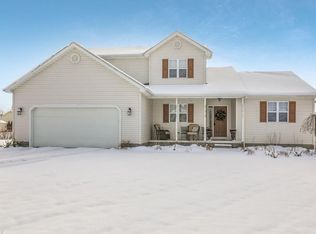 4965 Signature Cir, Austintown, OH