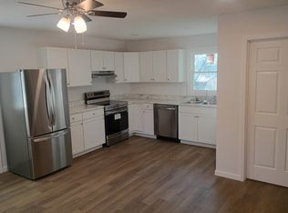 101 Edmonds Dr, Oliver Springs, TN 37840