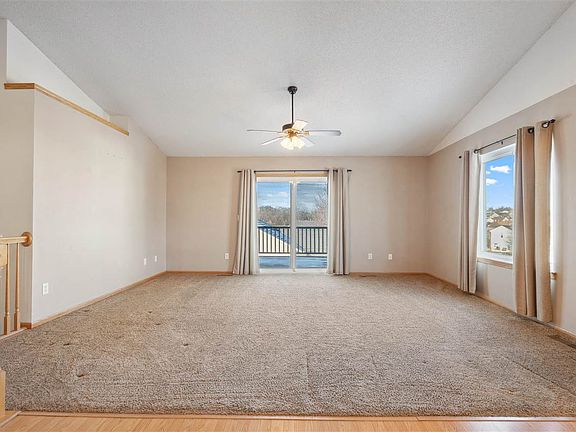 5th image of 531 Tulip Ct