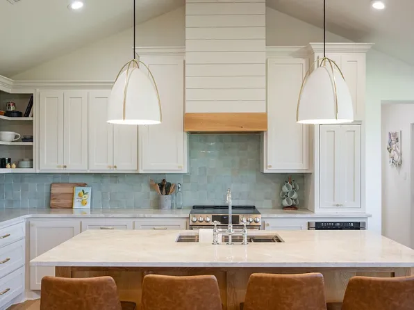 1132 Old Crawford Rd, Crawford, TX 76638