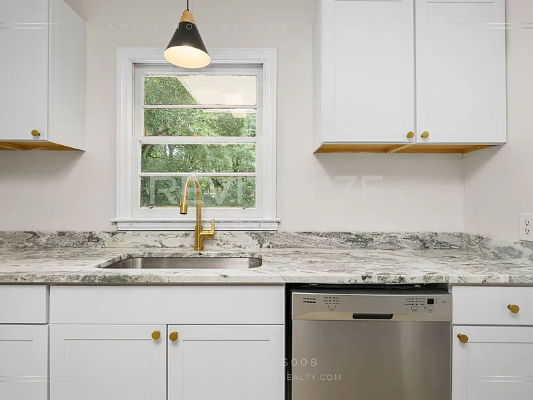 2505 Robin Hood Dr — Photo 28