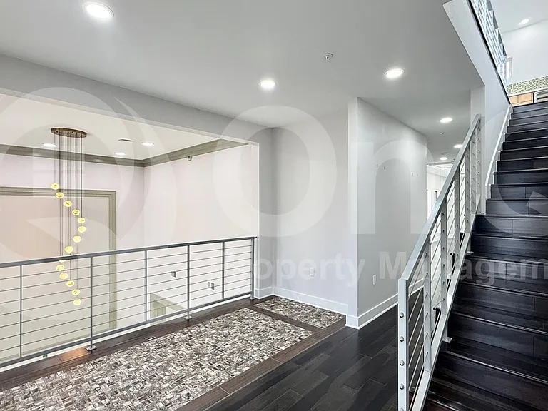 4707 Ruiz St — Photo 10
