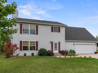 278 Pine St, Fredonia, WI 53021