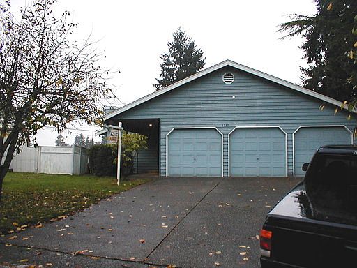 2nd image of 8530 Bender Cir NE