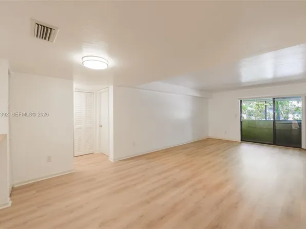 7420 SW 59th Ave, South Miami, FL 33143