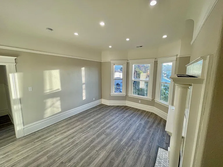 2554 Bryant St #2554 — Photo 16