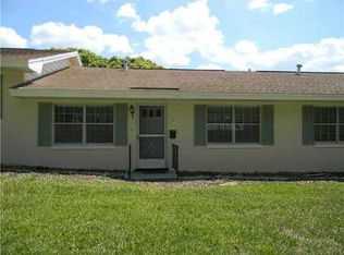 450 Liberty Ave APT 2, Mount Dora, FL 32757