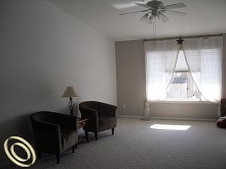 5th image of 62290 Arlington Cir Unit 1