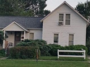 210 W Boone St, Marshalltown, IA 50158