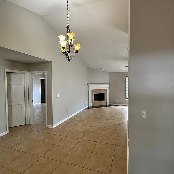 17802 Jefferson St — Photo 5