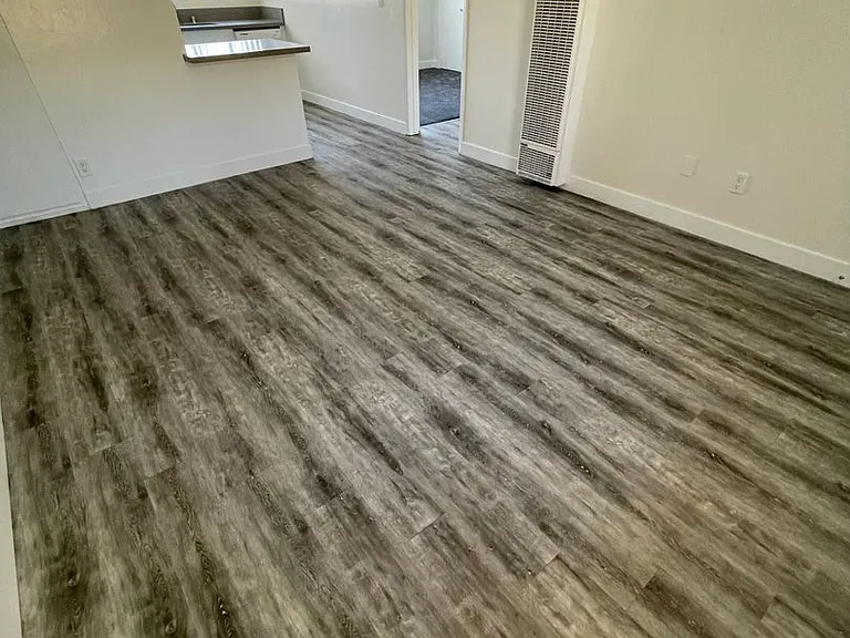 2120 Vanderbilt Lane, Redondo Beach, CA. — Photo 6