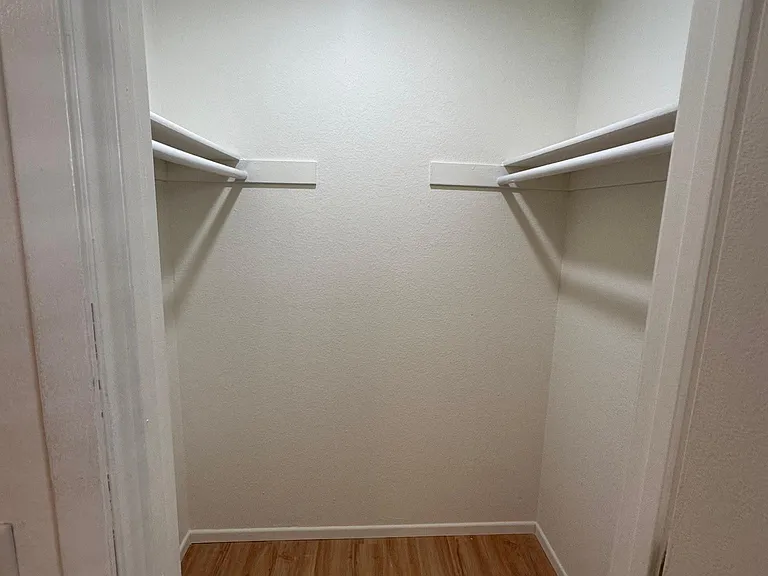 1061 Raymond Ave #304 — Photo 8