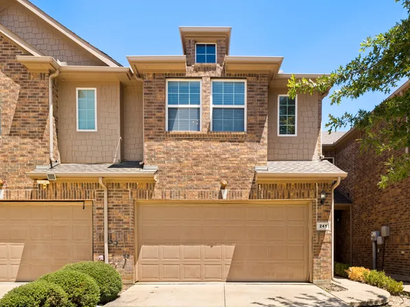 241 Barrington Ln, Lewisville, TX 75067