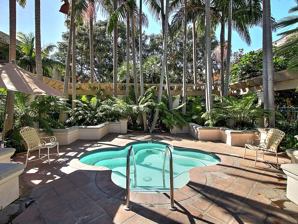 1st image of 440 Por La Mar Cir