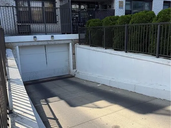 1360 Ocean Pkwy APT 7C, Brooklyn, NY 11230