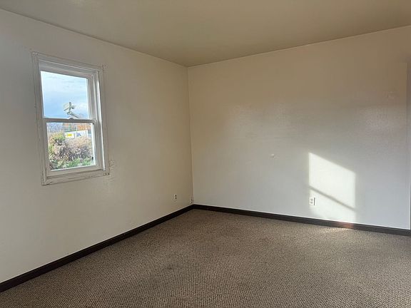 4th image of 209 E Wood Ave APT 2
