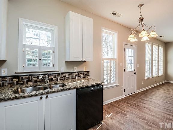 3rd image of 277 Stansbury Ln