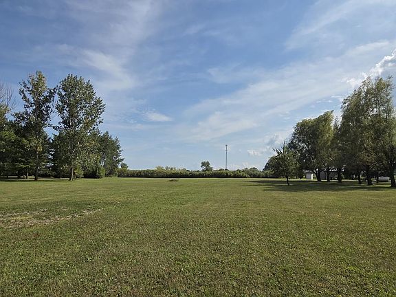 3rd image of V/l E Sanilac Rd