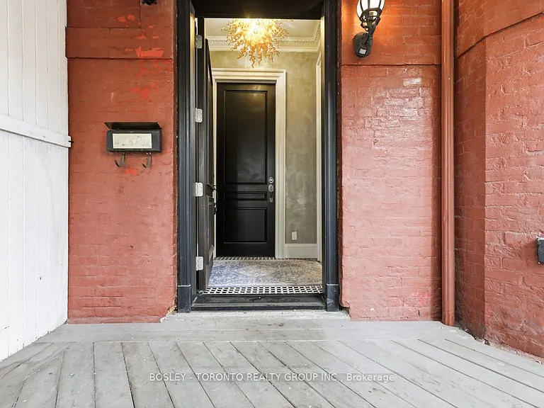 21 Lansdowne Ave #1 — Photo 31
