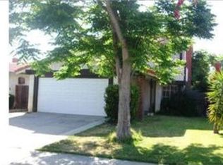 786 Santa Fe Ln, Colton, CA 92324
