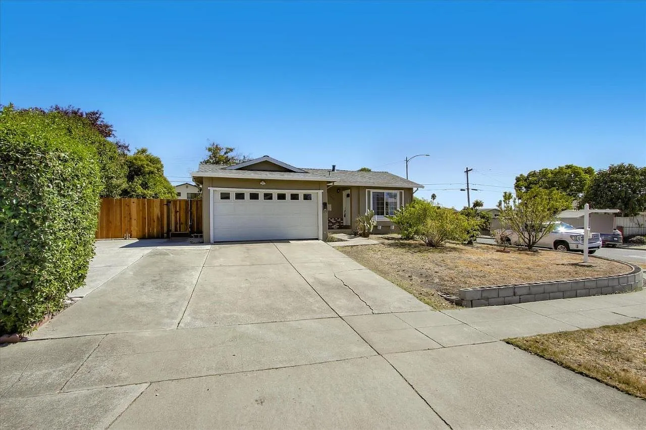 3332 Mount McKinley Dr photo 1