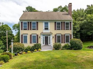65 Madison St, Amesbury, MA 01913