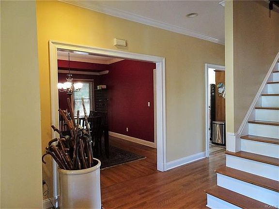 5th image of 1415 Shelbourne Ave