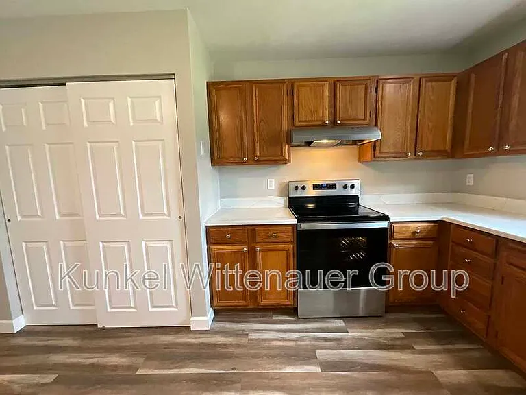 422 Nancy Dr — Photo 7