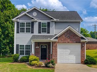 2200 Hannon Dr, Winston Salem, NC 27101