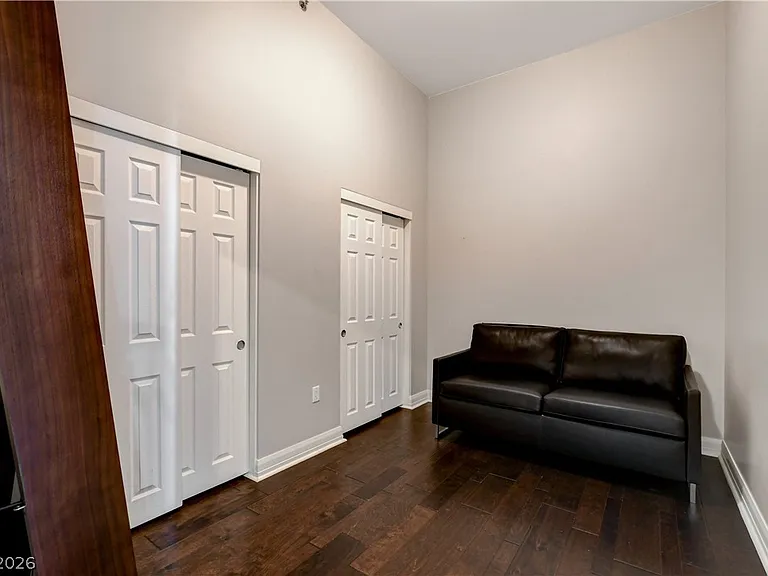150 Las Vegas Blvd #1205 — Photo 29