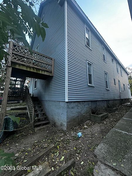 5th image of 847 Eastern Avenue
