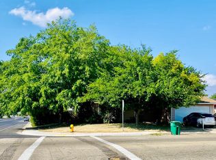 888 Church Ave, Sanger, CA 93657