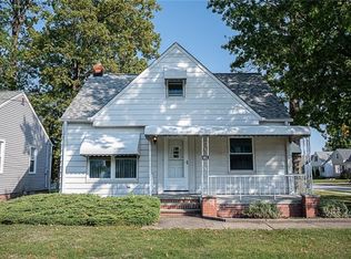 561 Fairway Blvd, Willowick, OH 44095