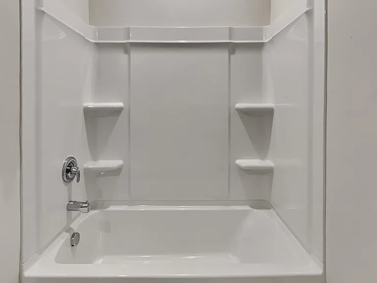 529 Saint Charles Pl — Photo 19