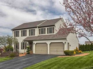 762 Crossbrook Dr, York, PA 17406