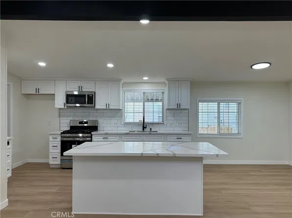 201 E Arrow Hwy Spc 35, Glendora, CA 91740
