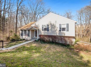 1070 Collins Ave, Sykesville, MD 21784