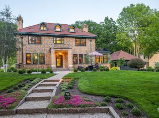 160 Woodlawn Ave, Saint Paul, MN 55105