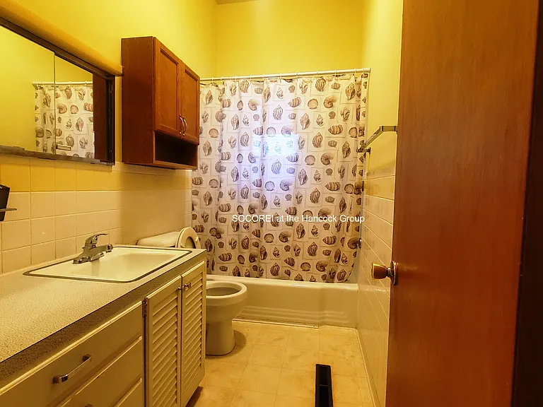 307 S 8th St #1 — Photo 14
