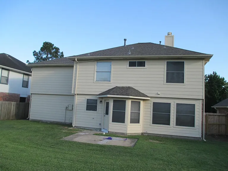 16714 Cheshire Place Dr — Photo 25