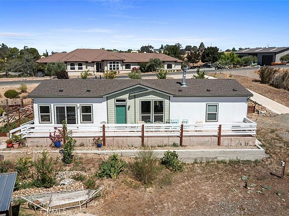 2nd image of 2734 Ross Dr