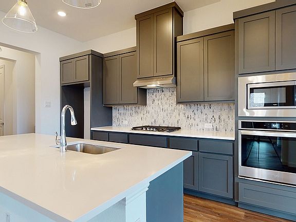 Meridian at Southgate - Dallas Interior Image 1
