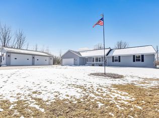 5231 Twilight Ln, Little Suamico, WI 54141
