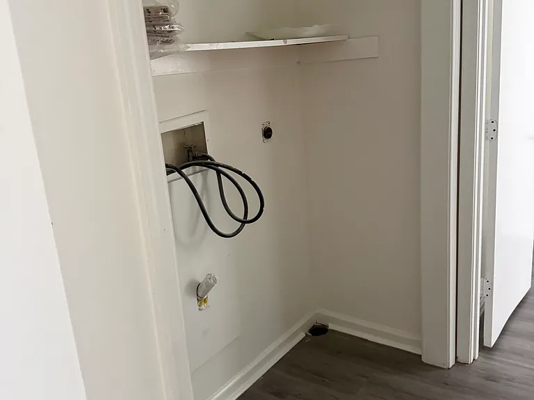 612 Lexington Tpke #101 — Photo 12