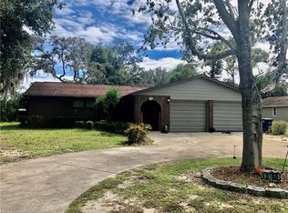 3160 Lakeview Dr, Sebring, FL 33870