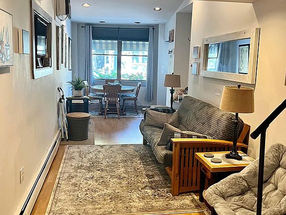 2nd image of 99B Market St #99B