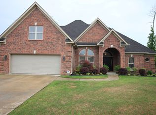 146 Scenic Valley Loop, Maumelle, AR 72113